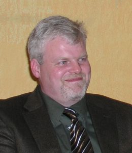 DR. Dirk Remien - HR II