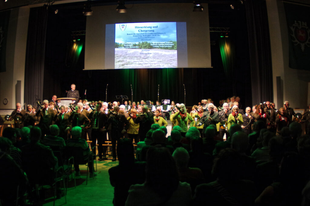 Hörnerklang und Chorgesang